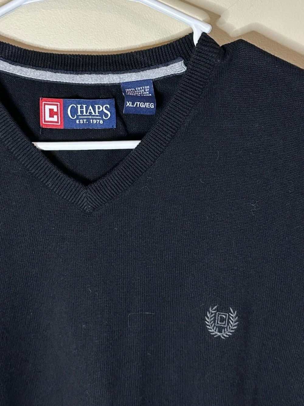 Chaps Men's XL Black V-Neck Sweater Vest - 100% Cotton P2P 26”